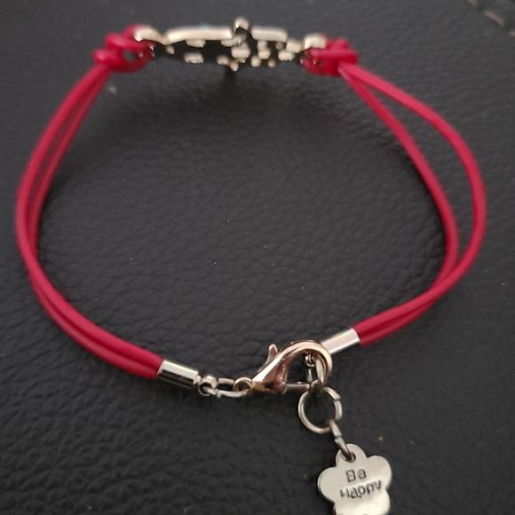 GOLD PLATED HAMSA HAND EVIL EYE PROTECTION RED BRACELET W/ CLOVER CHARM - Picture 3 of 4
